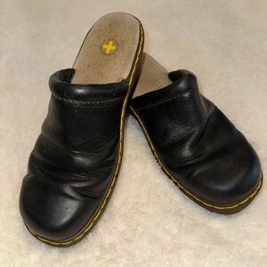 DR. MARTEN Black Leather Slip-On Clogs
